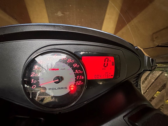 Polaris FST IQ 750 Touring 5 of 8