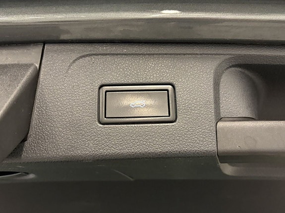 Volkswagen Passat 6 of 23