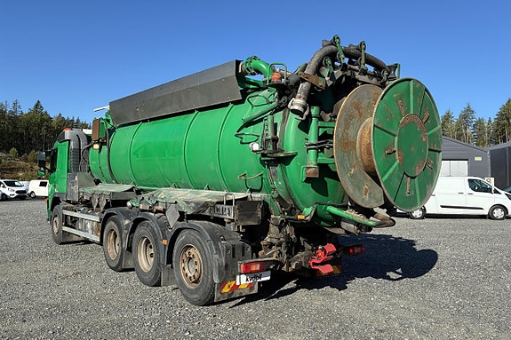 Volvo FM480 5 of 27