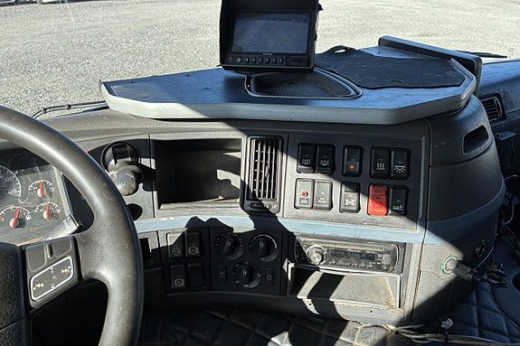 Volvo FM480 24 of 27
