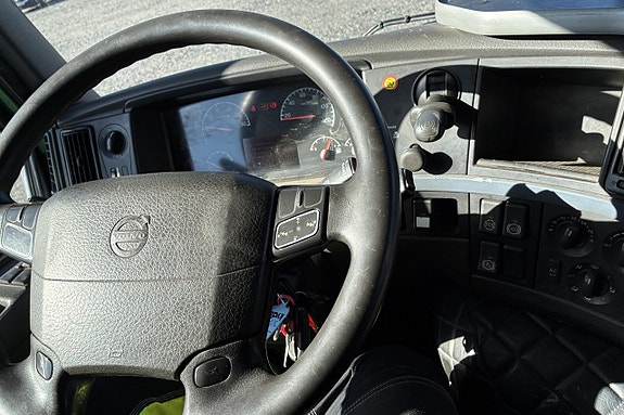 Volvo FM480 20 of 27