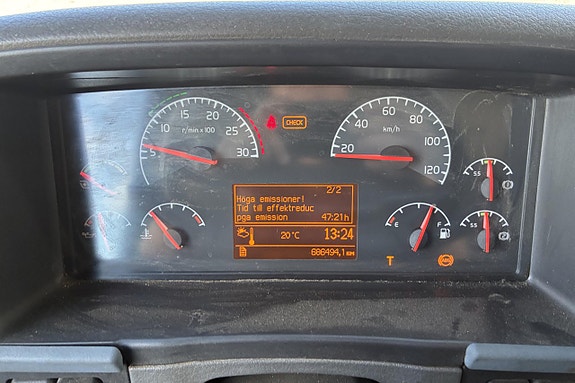 Volvo FM480 6 of 27