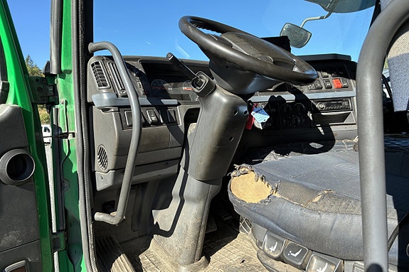 Volvo FM480 10 of 27