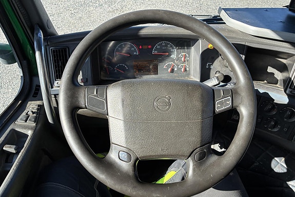 Volvo FM480 19 of 27