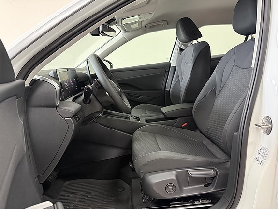Volkswagen T-Roc 8 of 11