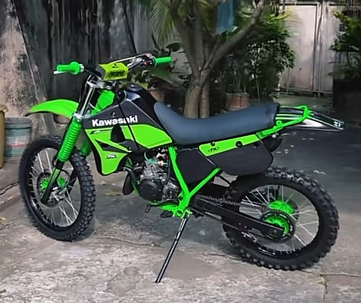 Kawasaki KMX 125 8 of 9