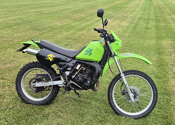 Kawasaki KMX 125 2 of 9