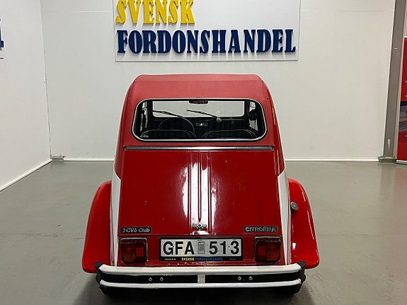 Citroen 2CV 7 of 19