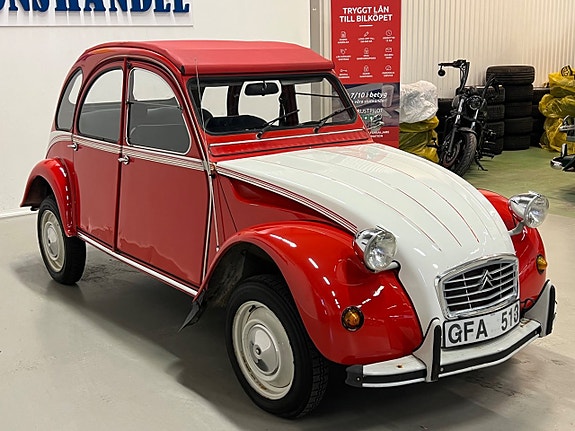 Citroen 2CV 6 of 19