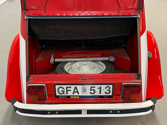 Citroen 2CV 10 of 19