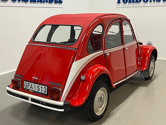 Citroen 2CV 8 of 19