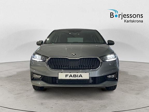Skoda Fabia 5 of 12