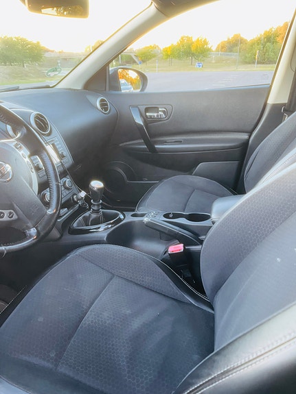 Nissan Qashqai+2 9 of 12
