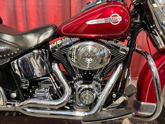 Harley-Davidson FLSTC HERITAGE CLASSIC 5 of 13