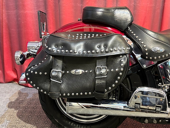 Harley-Davidson FLSTC HERITAGE CLASSIC 6 of 13