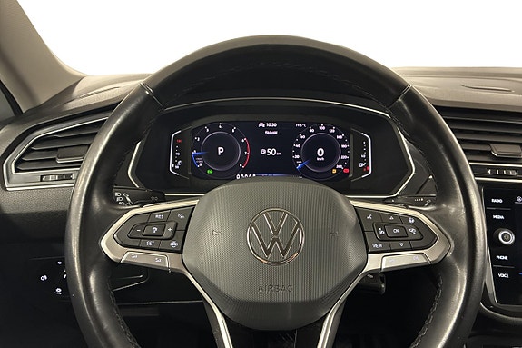 Volkswagen Tiguan Allspace 14 of 28
