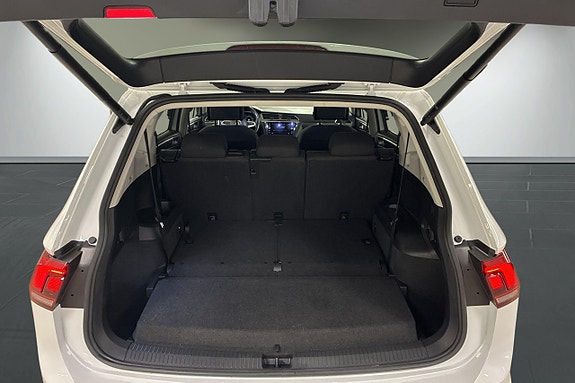 Volkswagen Tiguan Allspace 22 of 28