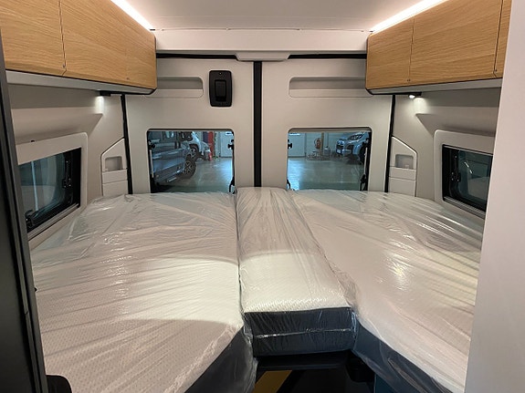 Adria TWIN SELECT 640 SLB 11 of 11