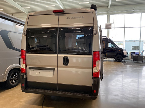 Adria TWIN SELECT 640 SLB 3 of 11