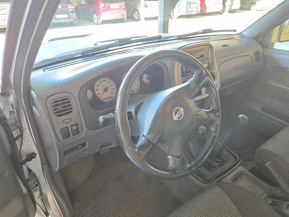 Nissan Navara 4 of 5