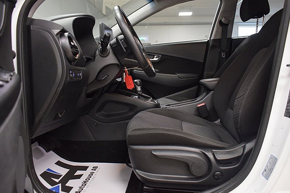 Hyundai Kona 6 of 26