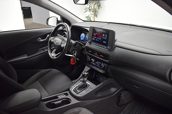 Hyundai Kona 9 of 26