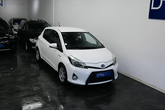 Toyota Yaris 5 of 14