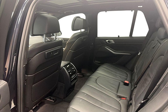 BMW X5 11 of 17
