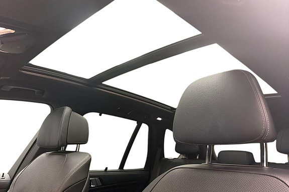BMW X5 17 of 17
