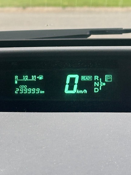 Toyota Prius 16 of 16