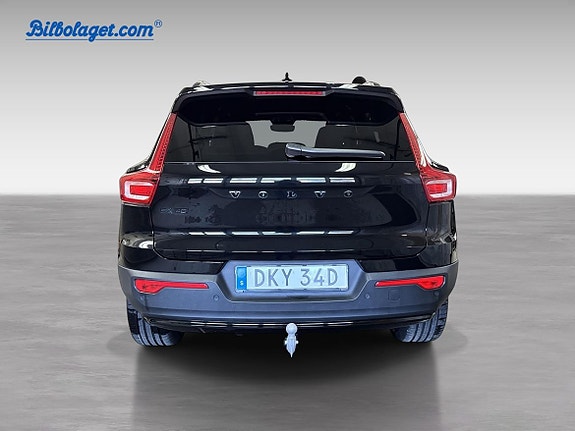 Volvo EX40 7 of 20