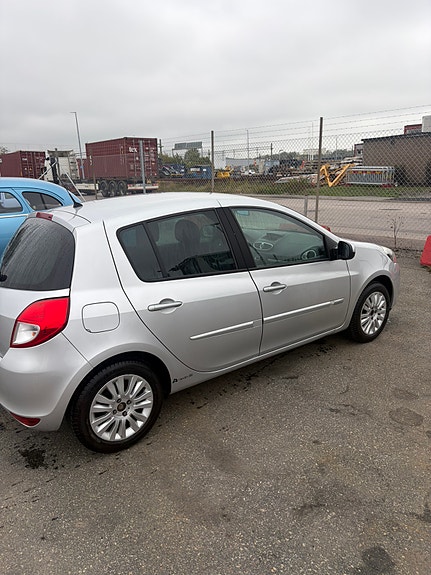 Renault Clio 4 of 8
