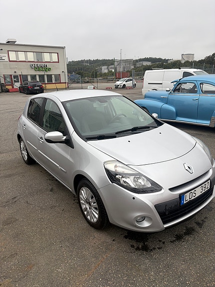 Renault Clio 5 of 8