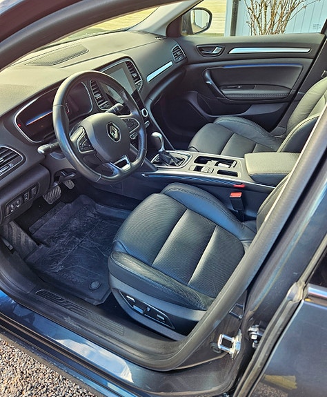 Renault Megane IV 3 of 14