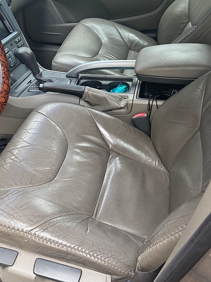 Volvo XC70 4 of 12