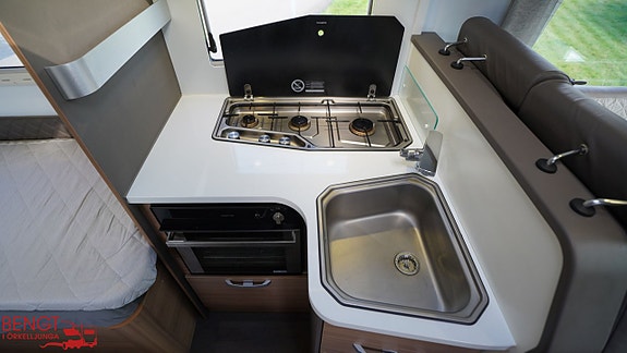 Adria MATRIX 670 SLT | Låga enkelsängar | ALDE | Automat 12 of 21