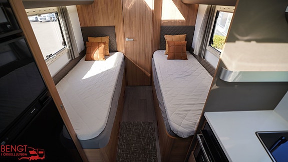 Adria MATRIX 670 SLT | Låga enkelsängar | ALDE | Automat 14 of 21