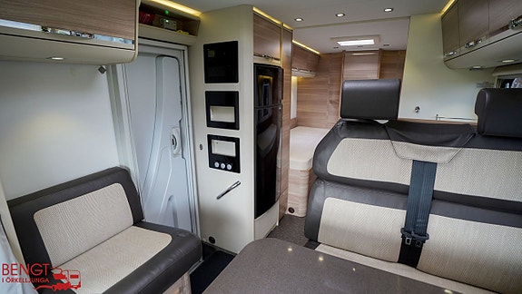 Adria Coral S 670 SLT | Låga enkelsängar 6 of 21