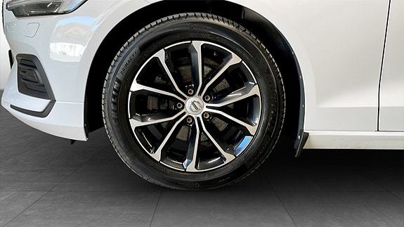 Volvo V60 9 of 9