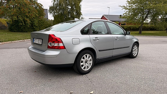Volvo S40 4 of 8