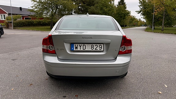 Volvo S40 5 of 8