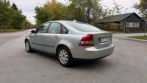 Volvo S40 6 of 8