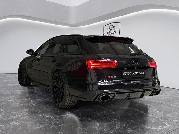 Audi RS6 3 of 25