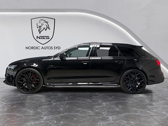 Audi RS6 2 of 25