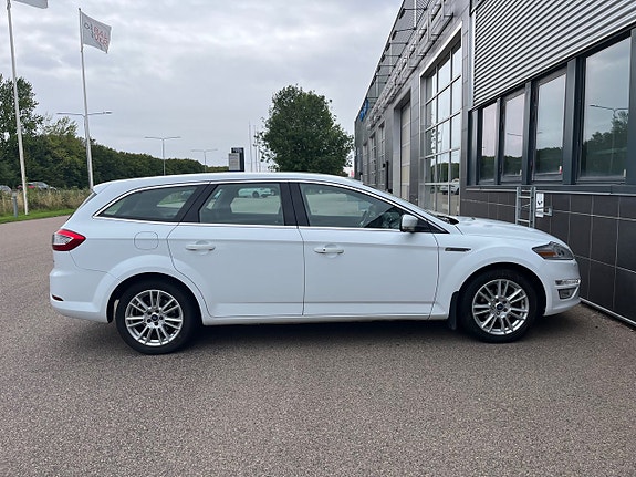 Ford Mondeo 21 of 21
