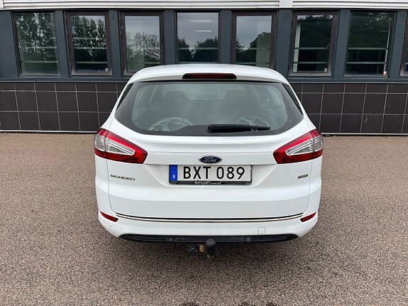 Ford Mondeo 5 of 21