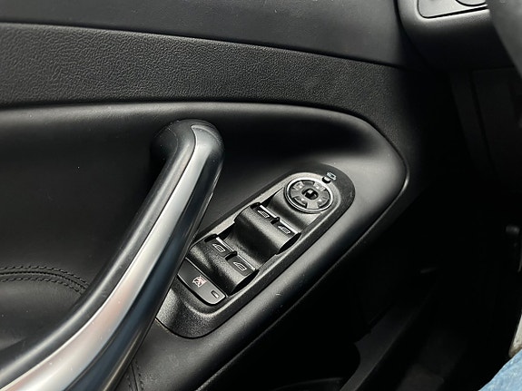 Ford Mondeo 14 of 21