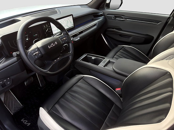 Kia EV9 9 of 23