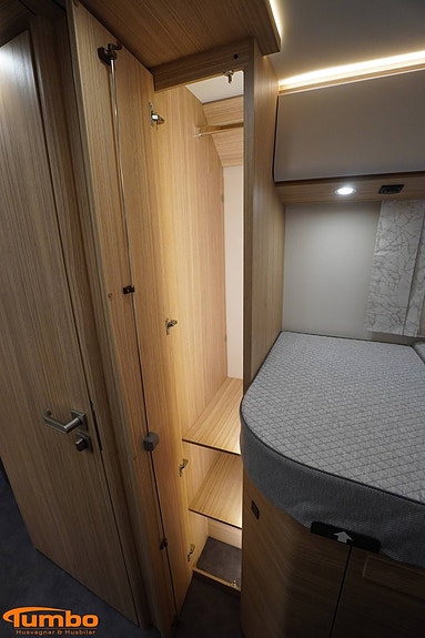 Malibu I 470 RB-LE comfort 4,2t Mercedes Benz 20 of 21