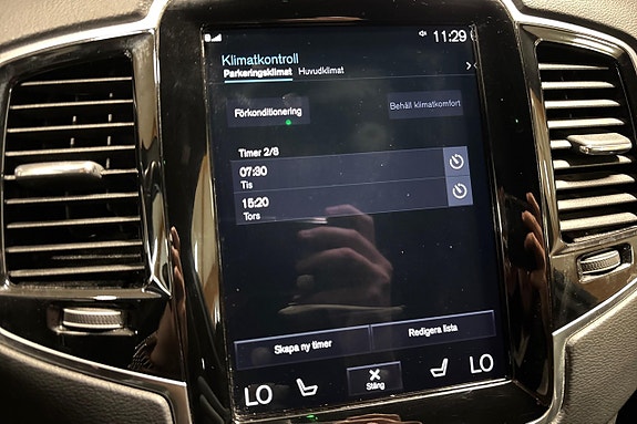 Volvo XC90 20 of 30